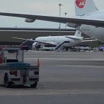 新加坡航空客机紧急迫降素万那普机场，机上1死30伤